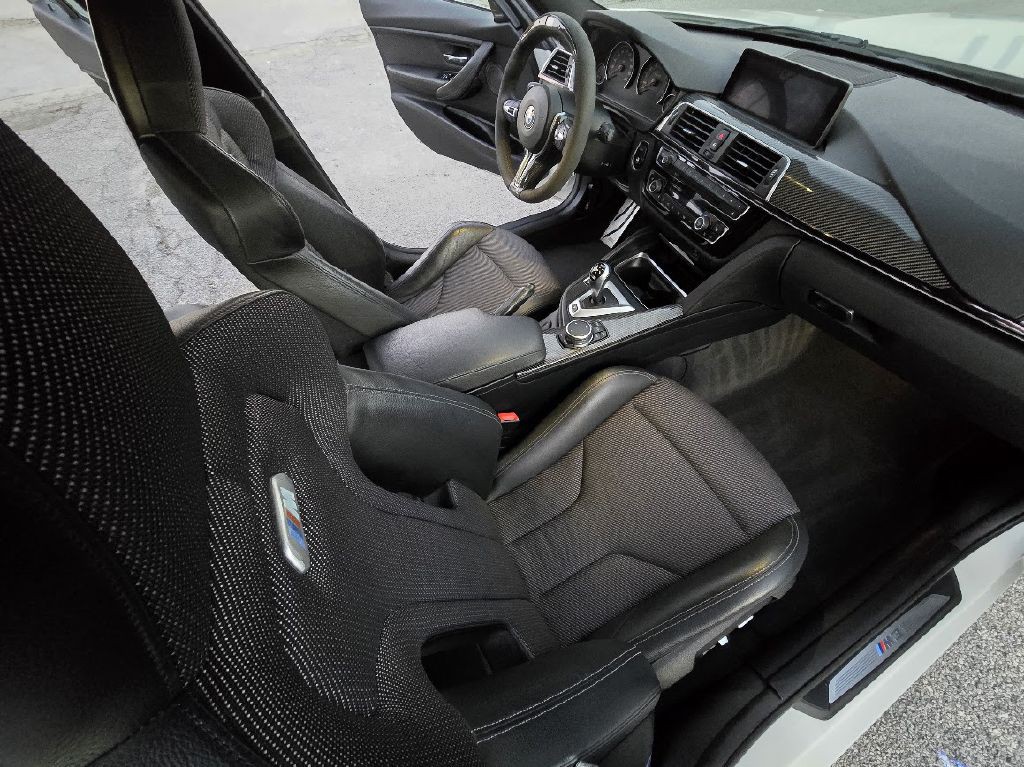 2017 BMW M3 Image 16