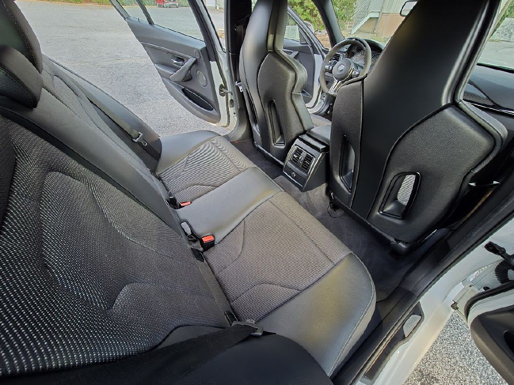 2017 BMW M3 Image 18