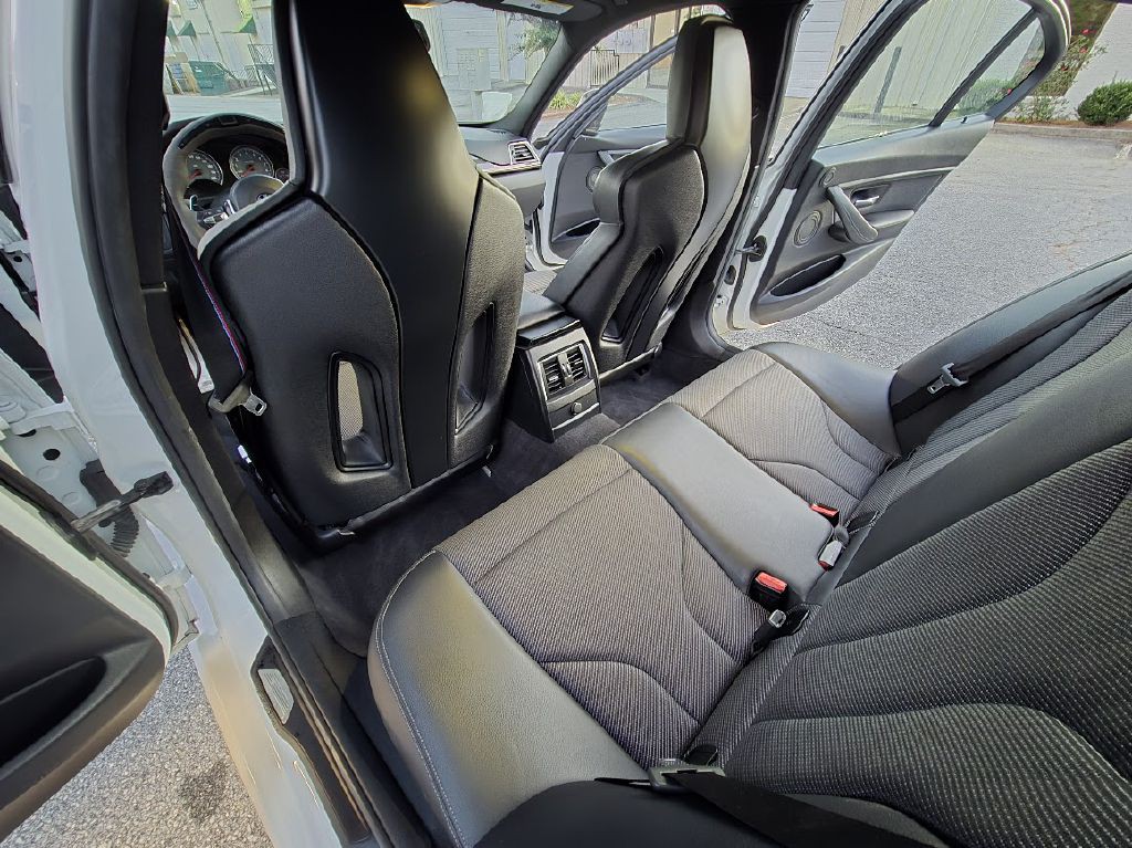 2017 BMW M3 Image 19