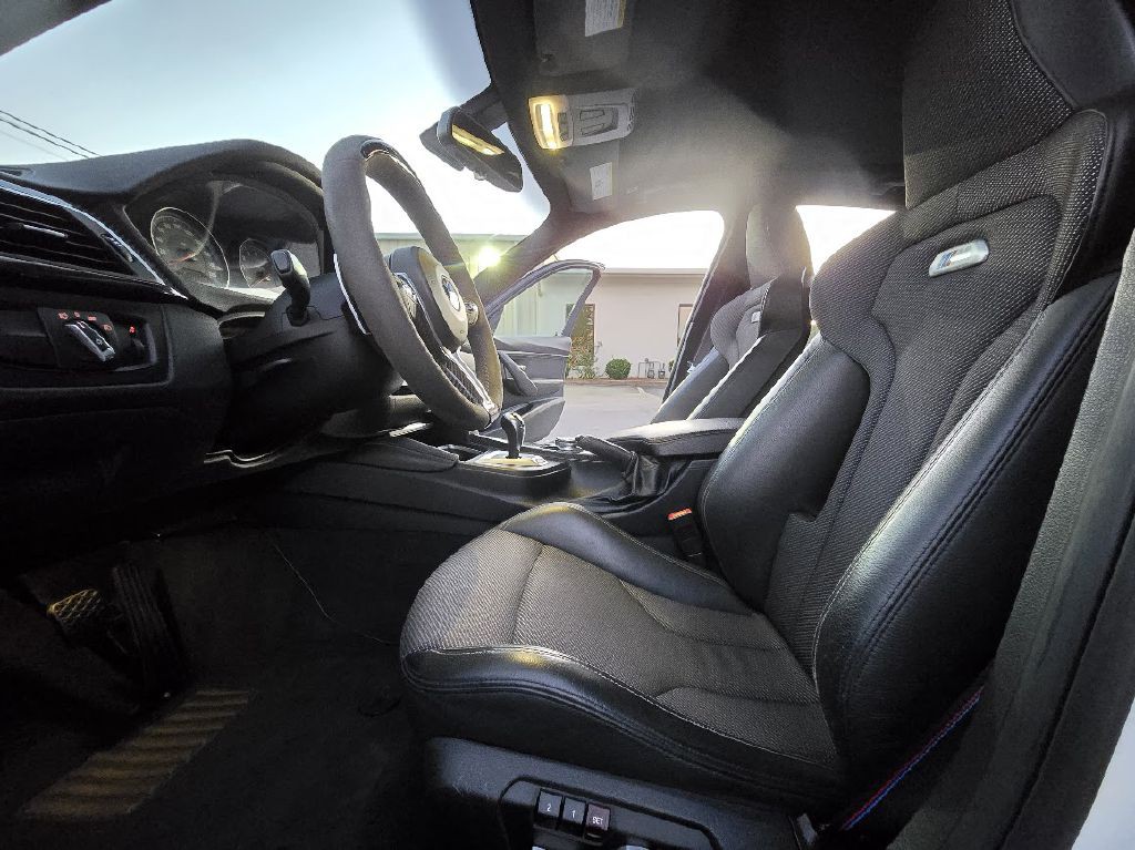 2017 BMW M3 Image 21