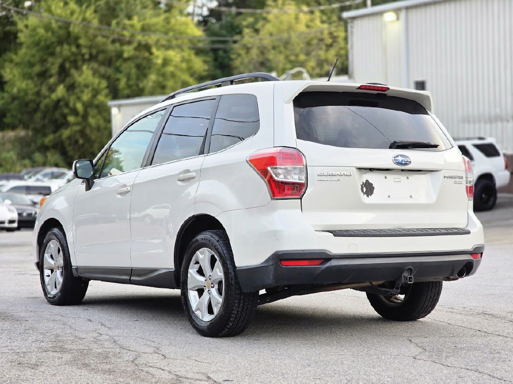 2015 Subaru Forester Image 5