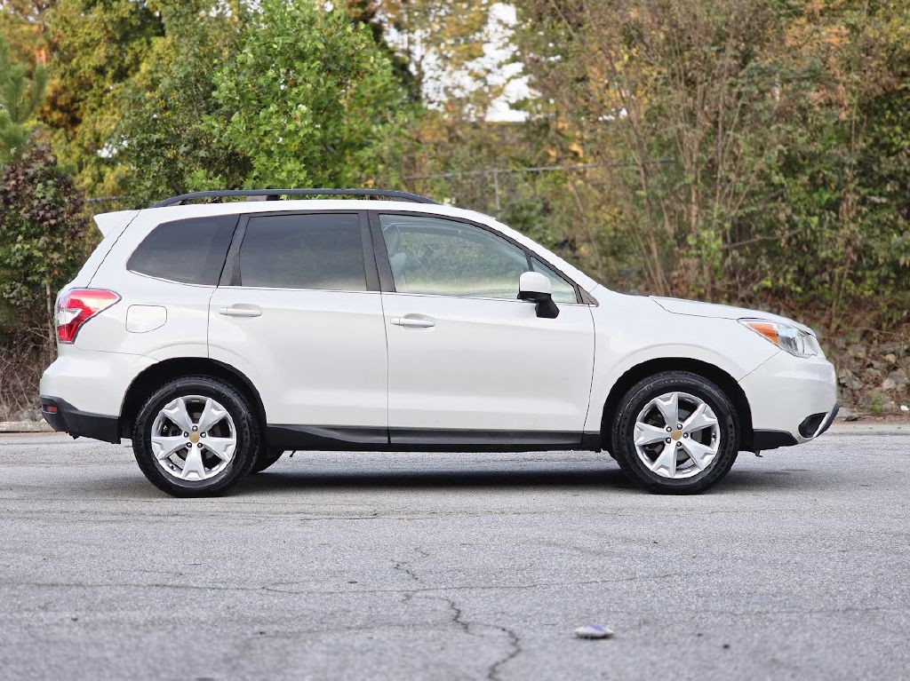 2015 Subaru Forester Image 8