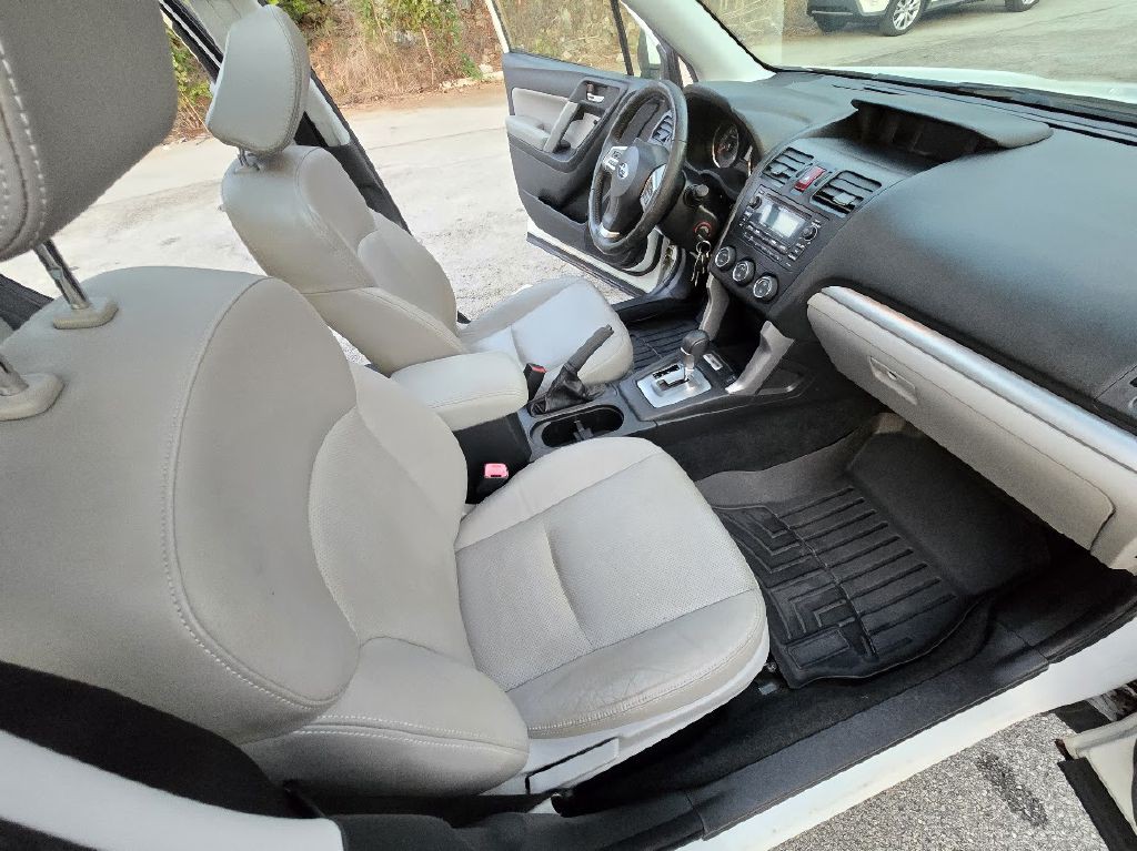 2015 Subaru Forester Image 23
