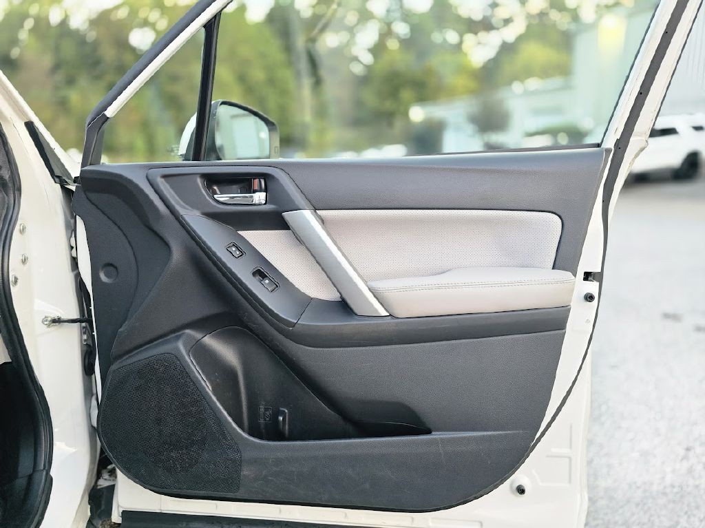 2015 Subaru Forester Image 26