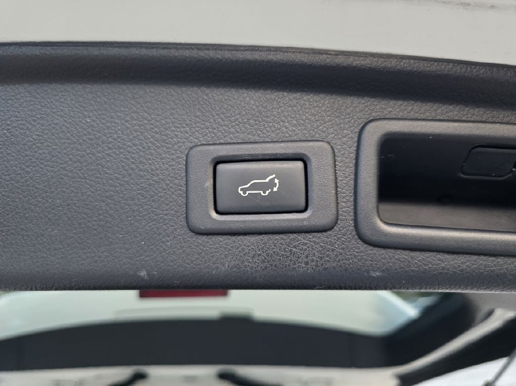 2015 Subaru Forester Image 28