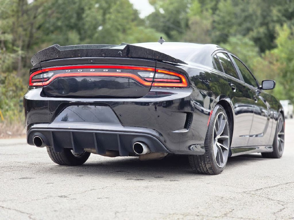 2016 Dodge Charger Image 9