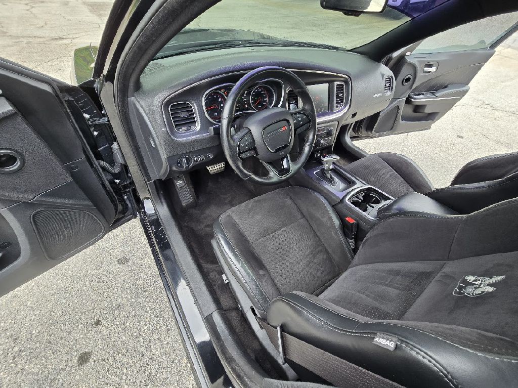 2016 Dodge Charger Image 21