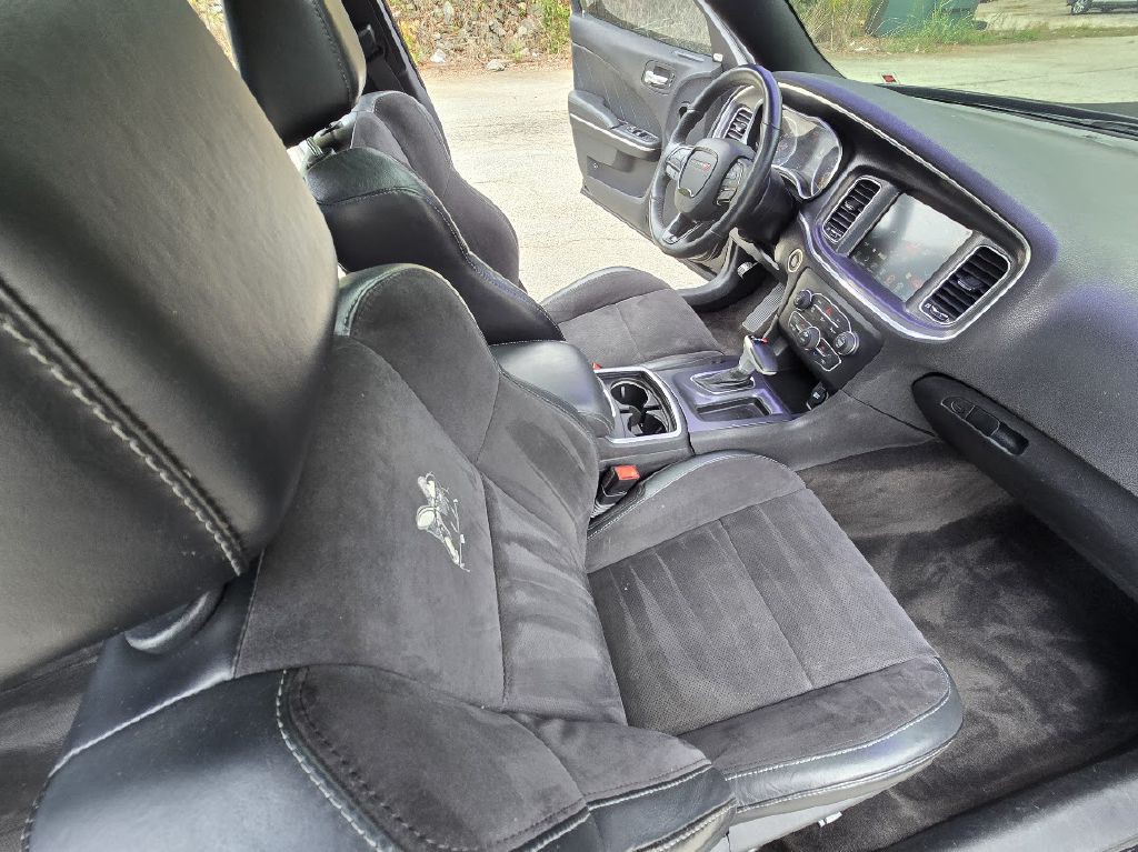 2016 Dodge Charger Image 26