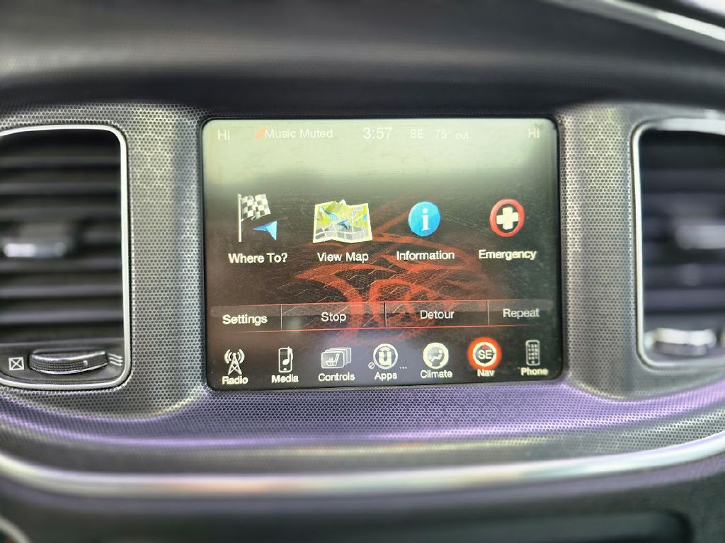 2016 Dodge Charger Image 35