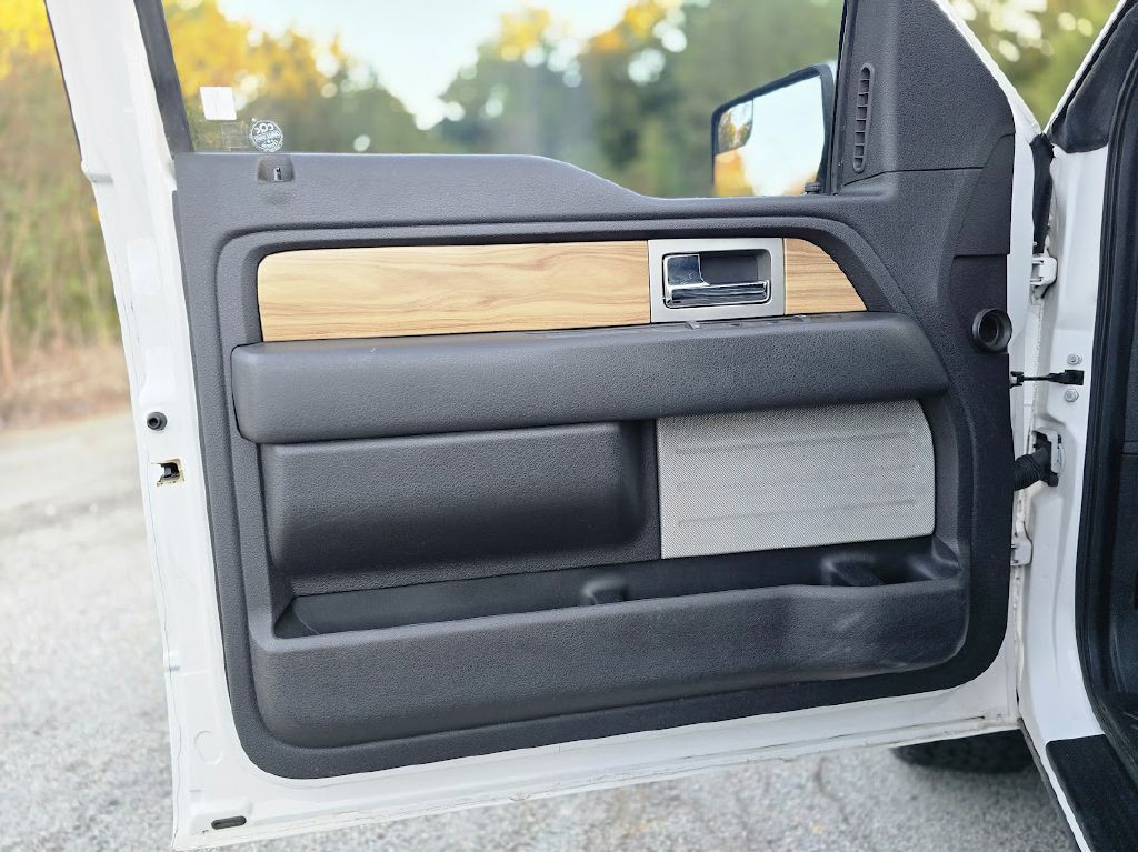 2011 Ford F-150 Image 29
