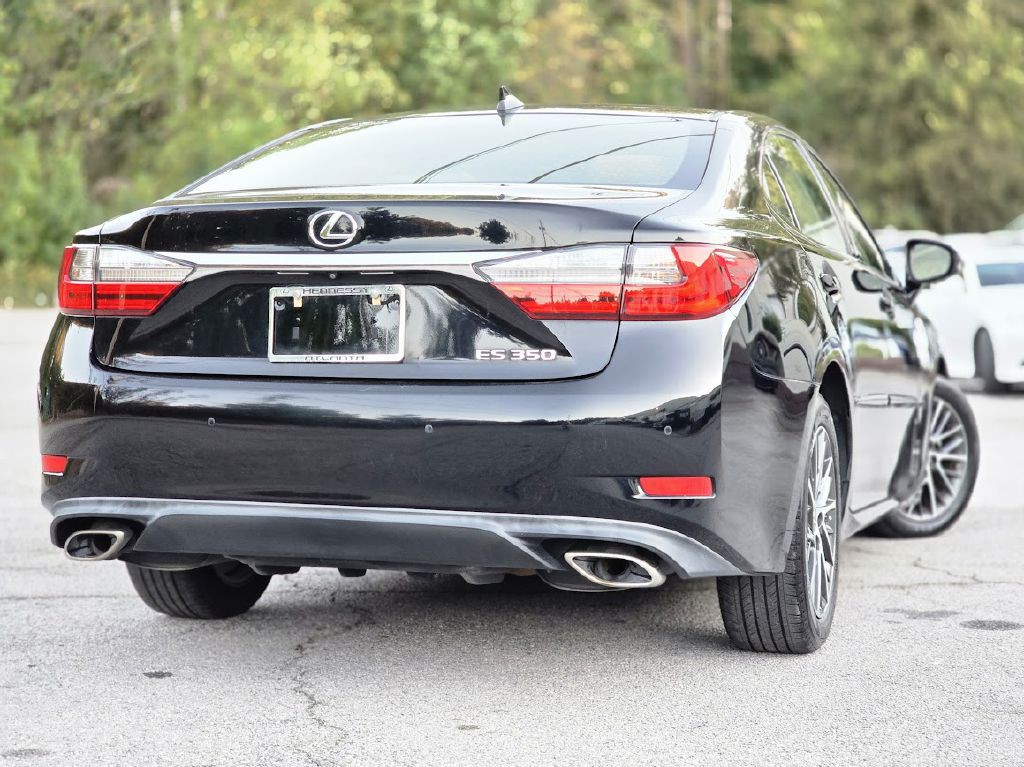 2016 Lexus ES 350 Image 2