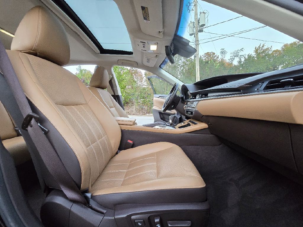 2016 Lexus ES 350 Image 29