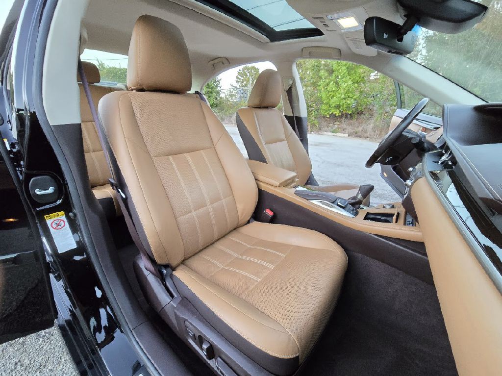 2016 Lexus ES 350 Image 30