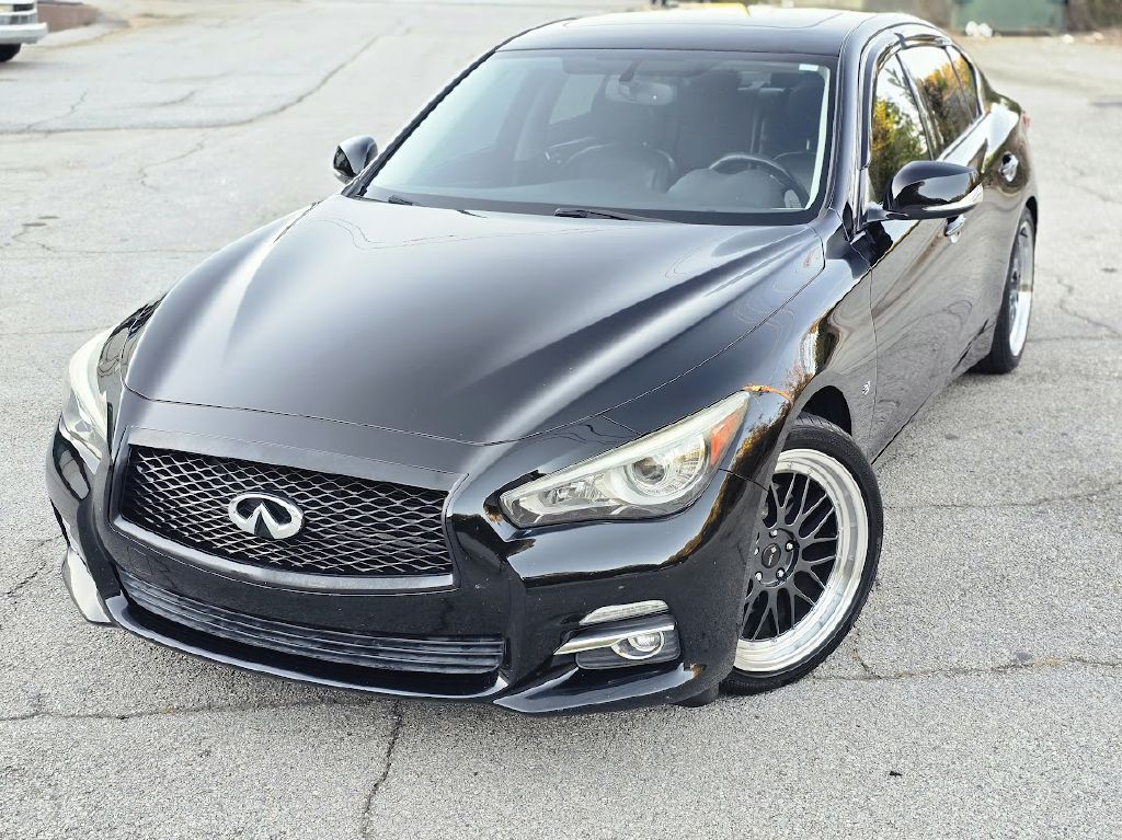 2015 INFINITI Q50 Image 3