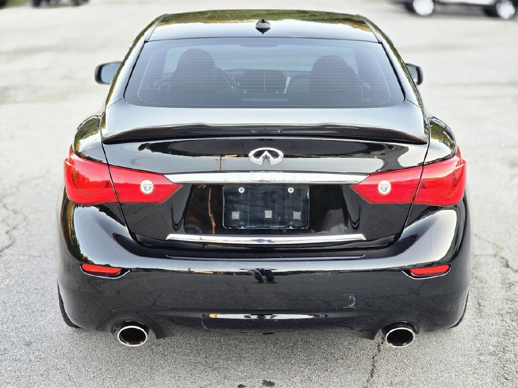 2015 INFINITI Q50 Image 9