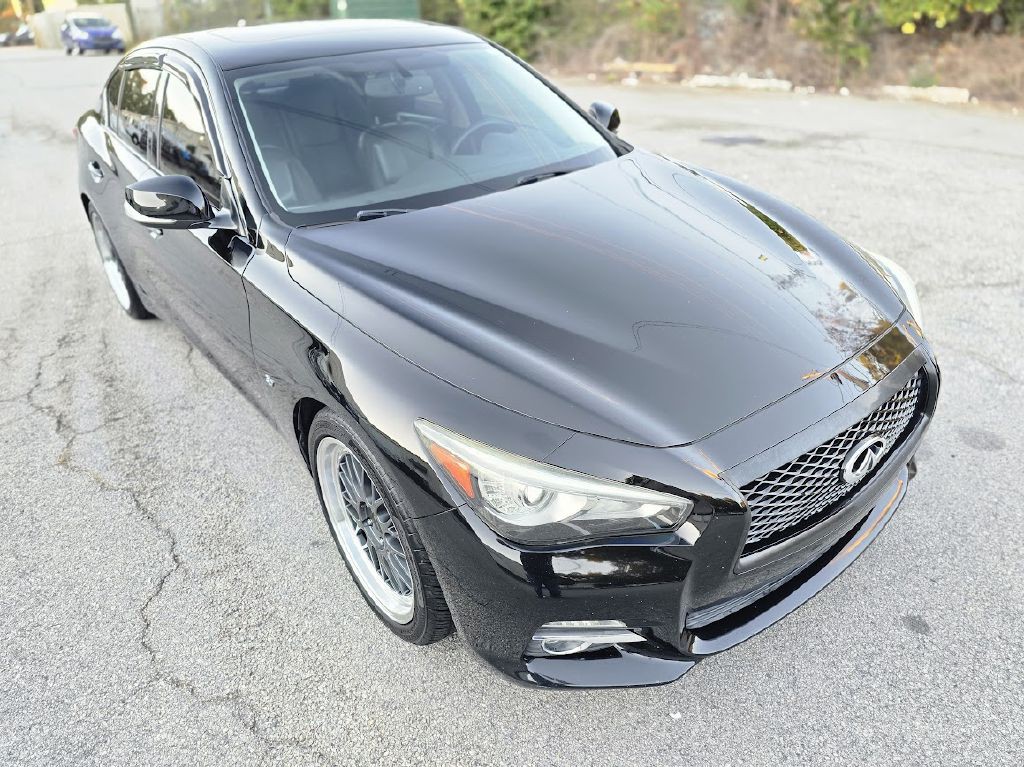 2015 INFINITI Q50 Image 15