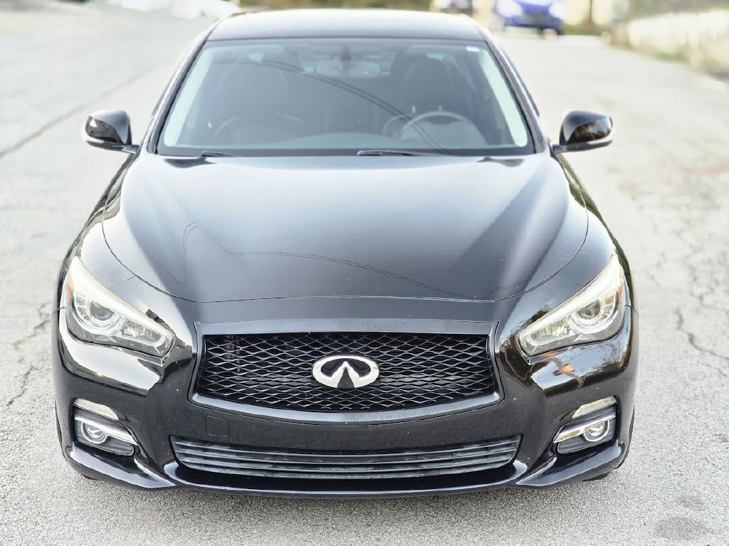 2015 INFINITI Q50 Image 18