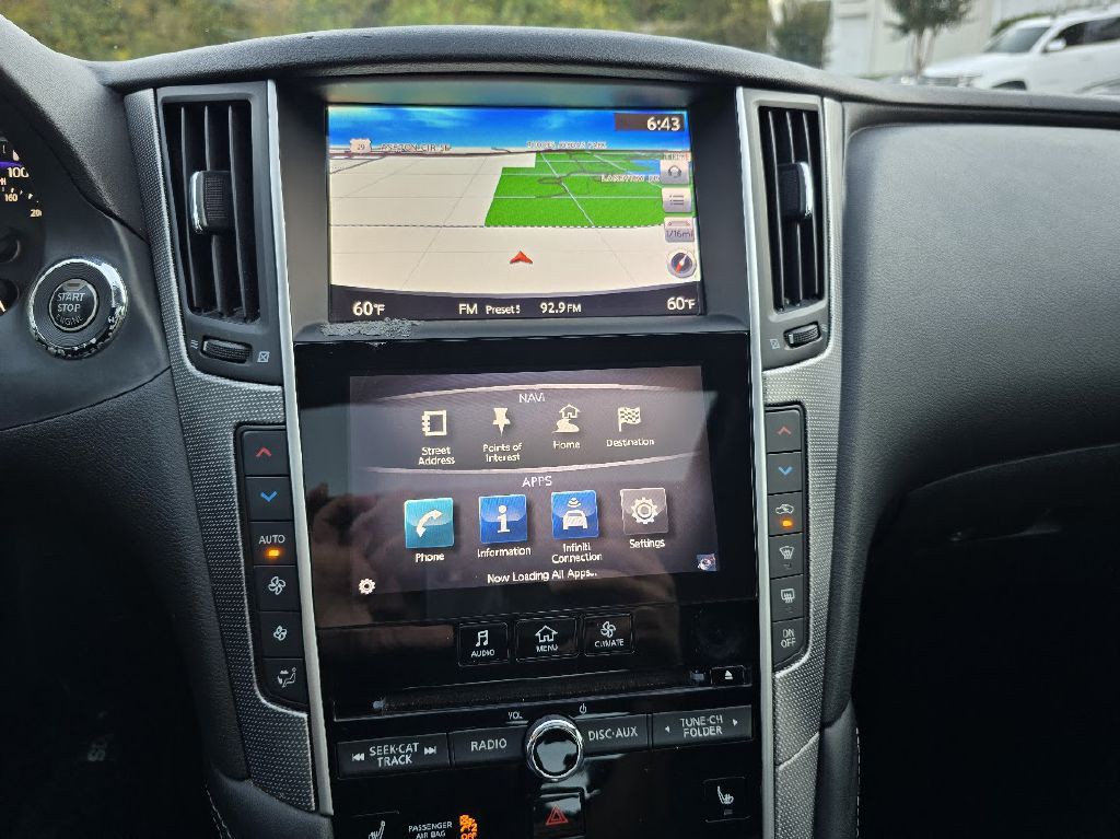 2015 INFINITI Q50 Image 36