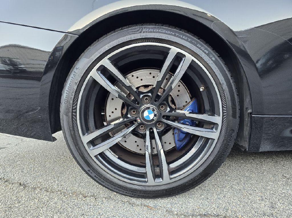 2018 BMW M4 Image 17