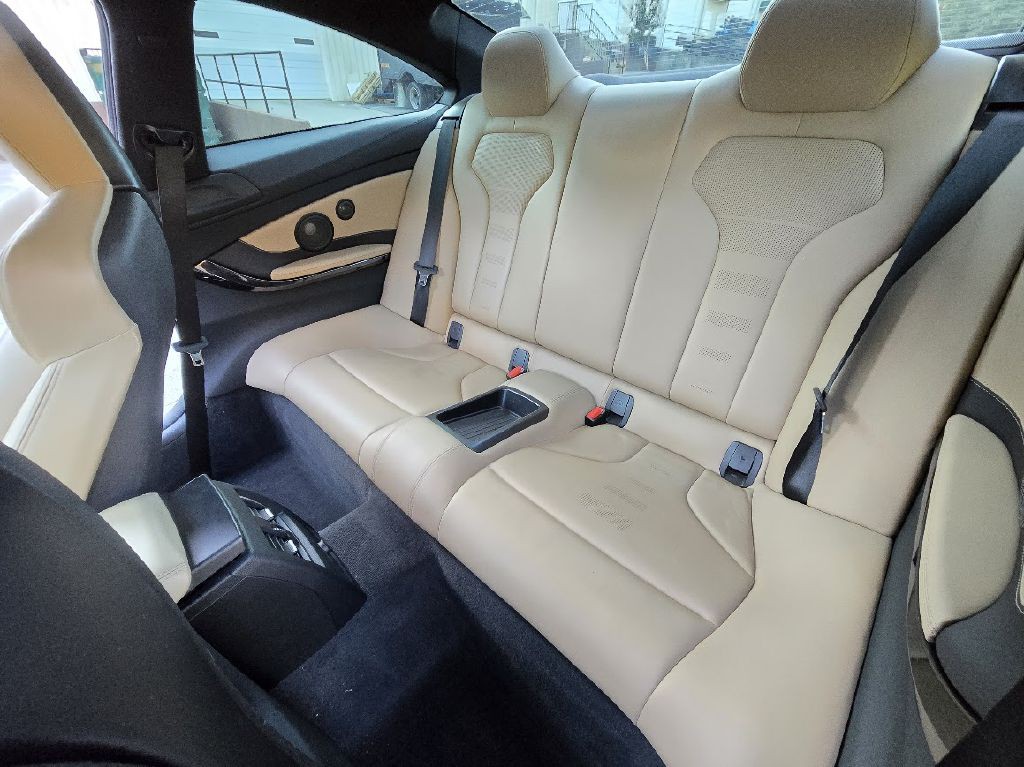 2018 BMW M4 Image 25