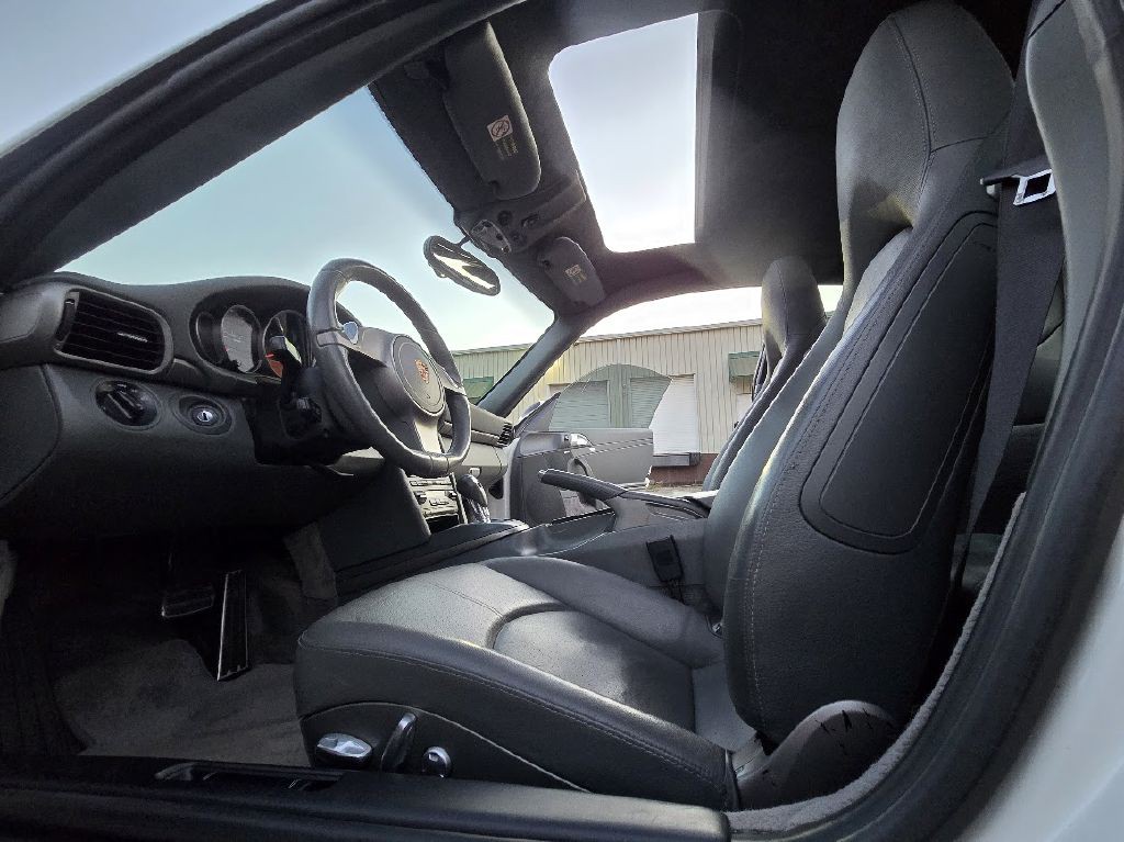 2009 Porsche 911 Image 25