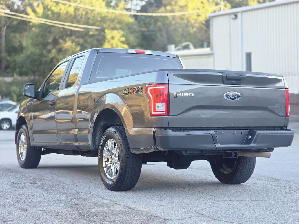 2015 Ford F-150 Image 4