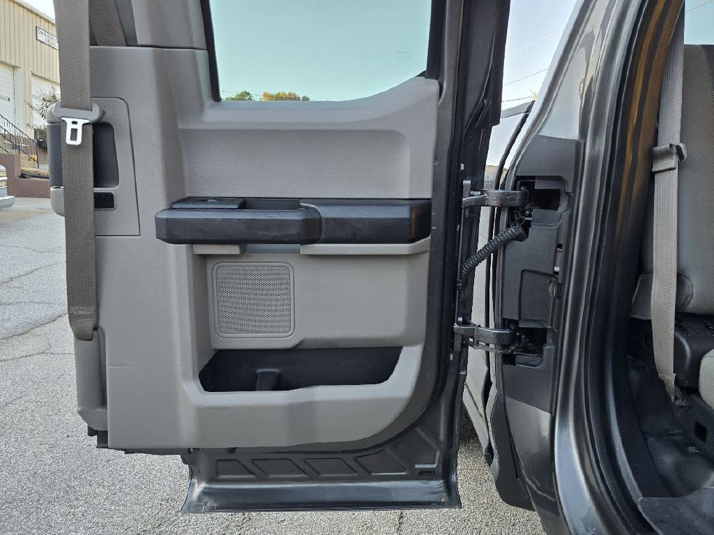 2015 Ford F-150 Image 17