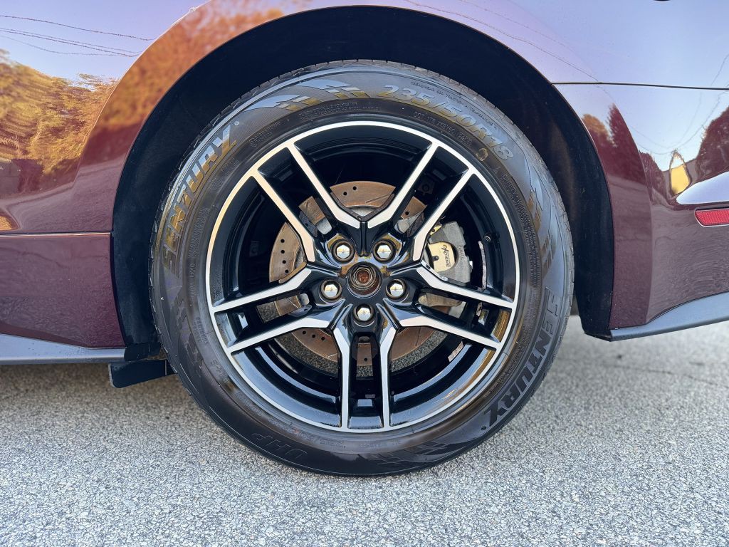 2018 Ford Mustang Image 19