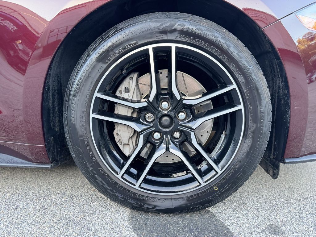 2018 Ford Mustang Image 21