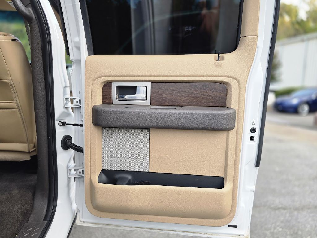 2013 Ford F-150 Image 27