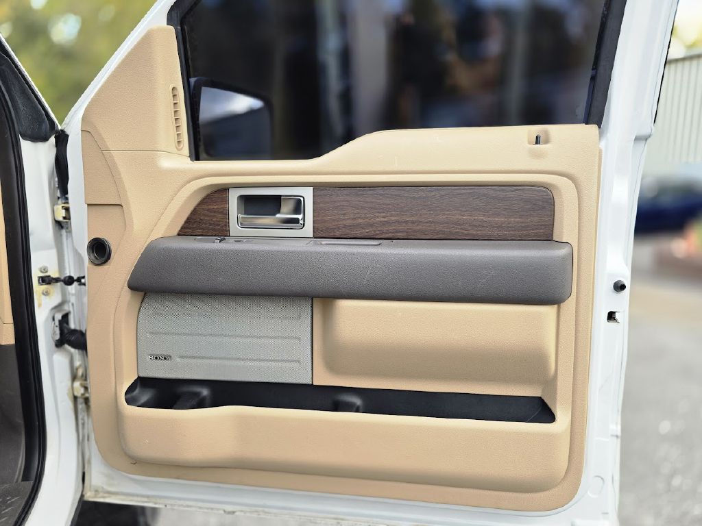 2013 Ford F-150 Image 28