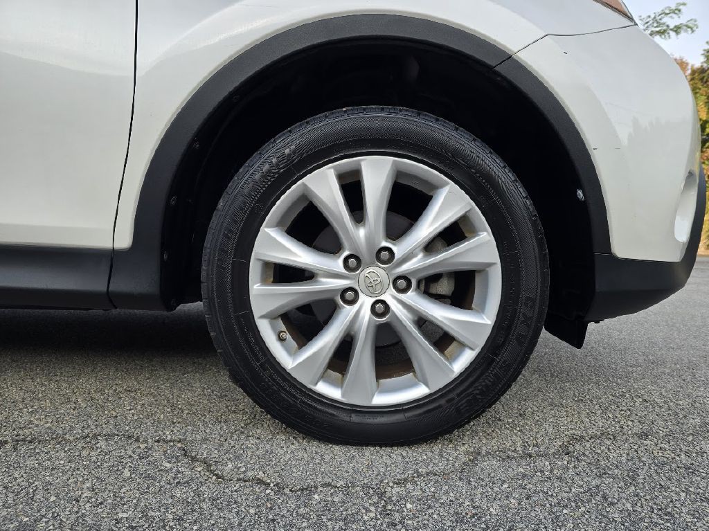 2014 Toyota Rav4 Image 13