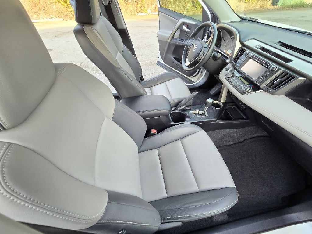 2014 Toyota Rav4 Image 21