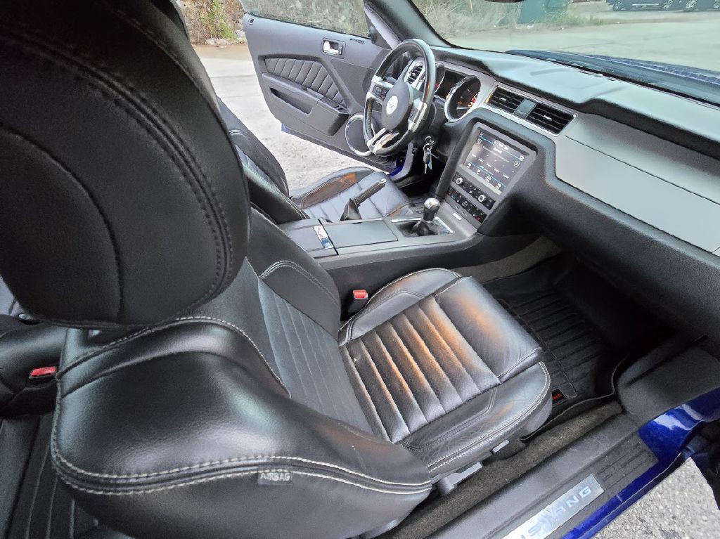 2014 Ford Mustang Image 23