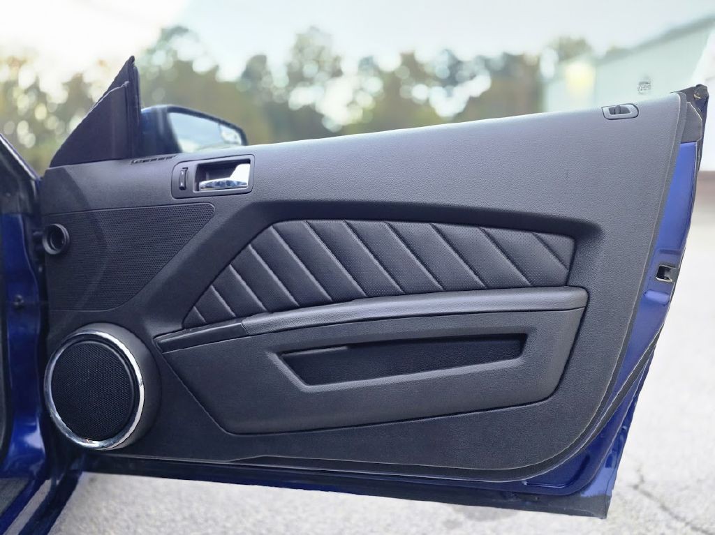 2014 Ford Mustang Image 26