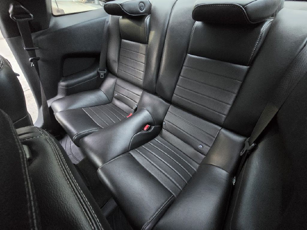 2014 Ford Mustang Image 30