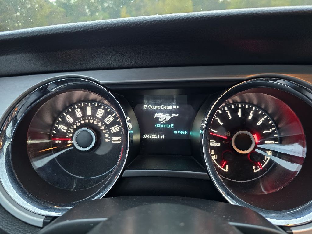 2014 Ford Mustang Image 35