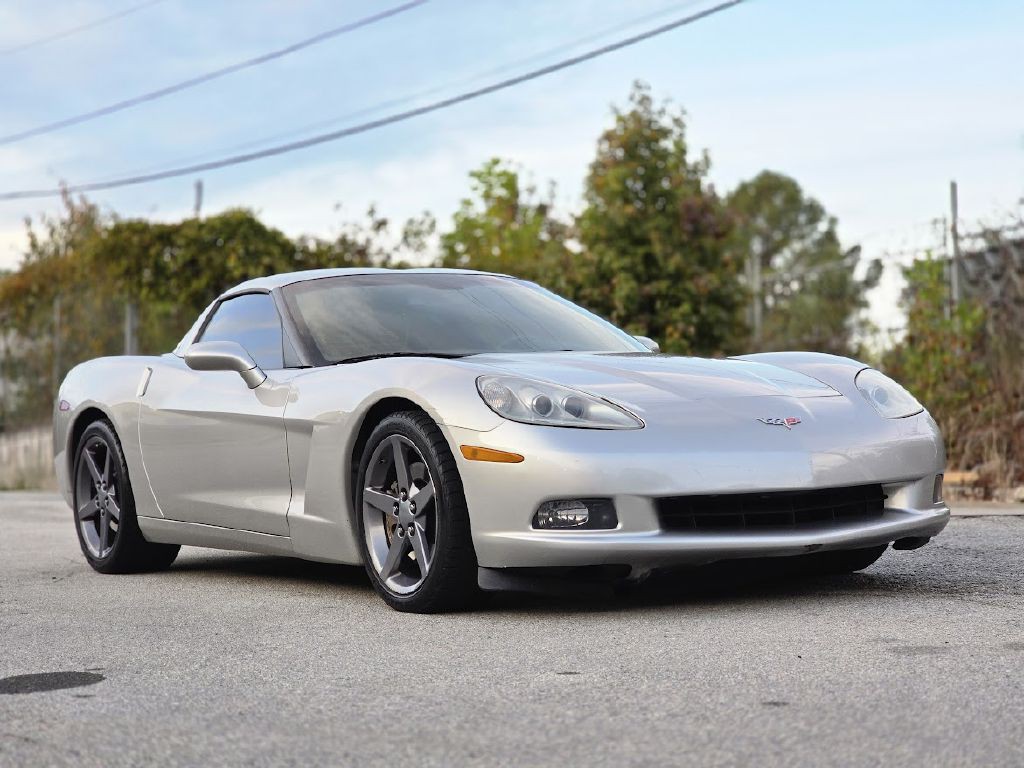 2005 Chevrolet Corvette Image 11