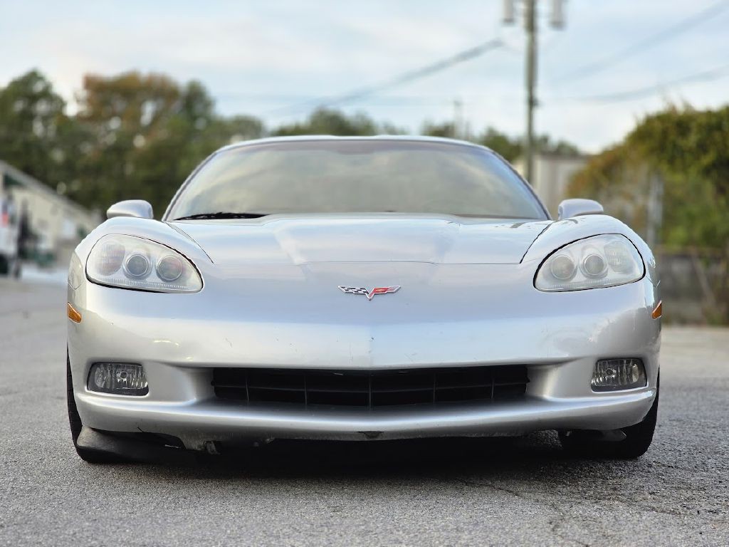 2005 Chevrolet Corvette Image 13