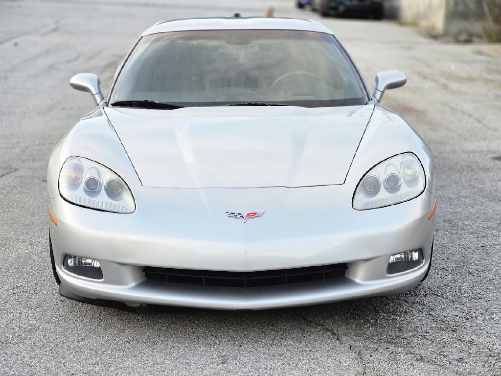 2005 Chevrolet Corvette Image 14