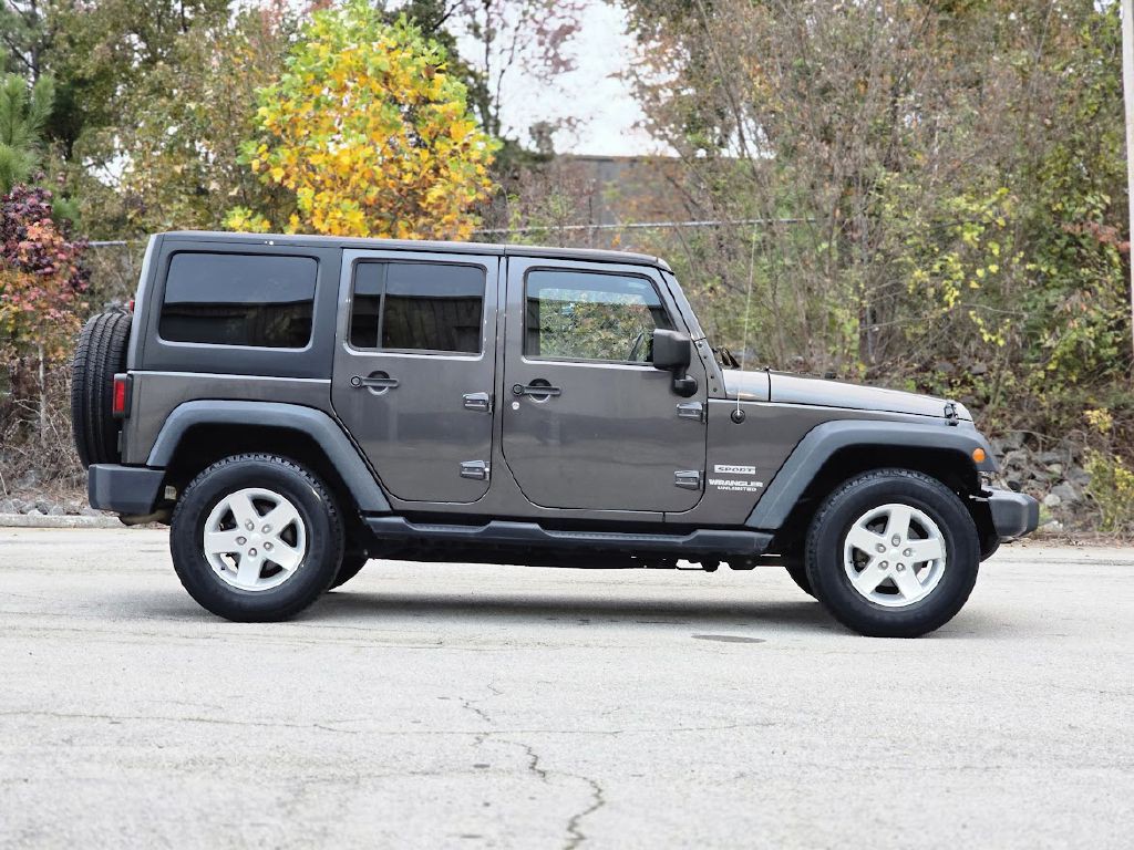 2014 Jeep Wrangler Unlimited Image 6