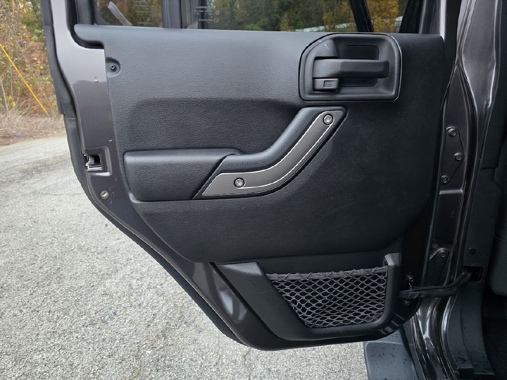 2014 Jeep Wrangler Unlimited Image 23