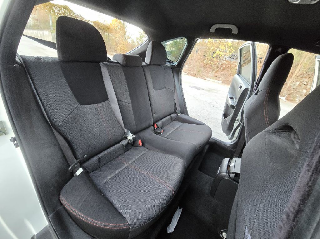 2014 Subaru Impreza Image 16
