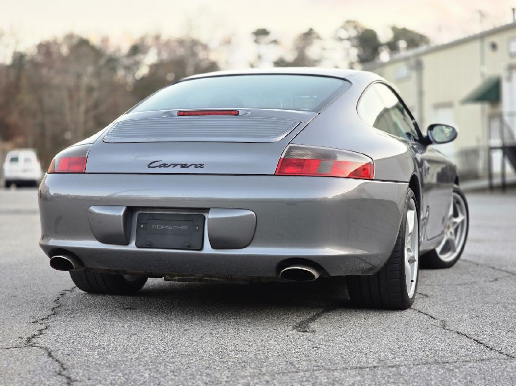 2003 Porsche 911 Image 3