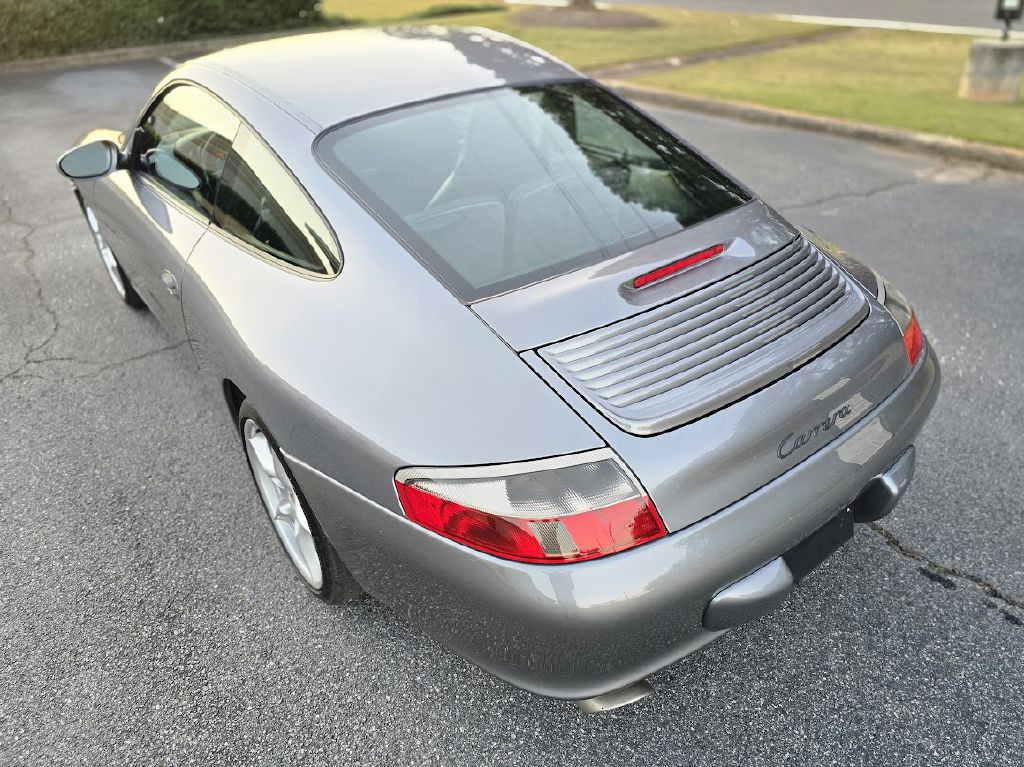 2003 Porsche 911 Image 7