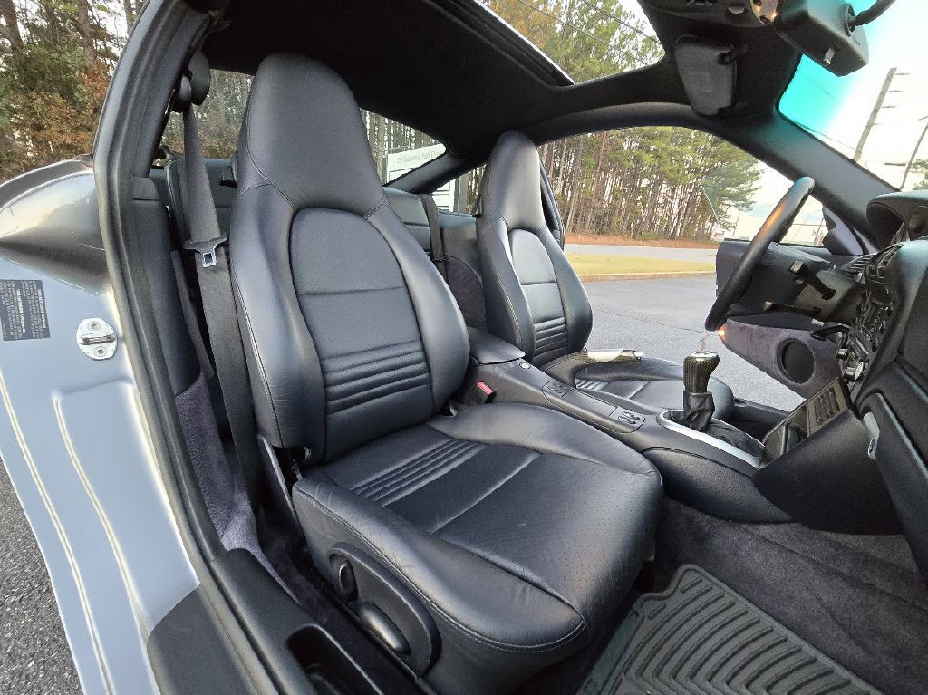 2003 Porsche 911 Image 21