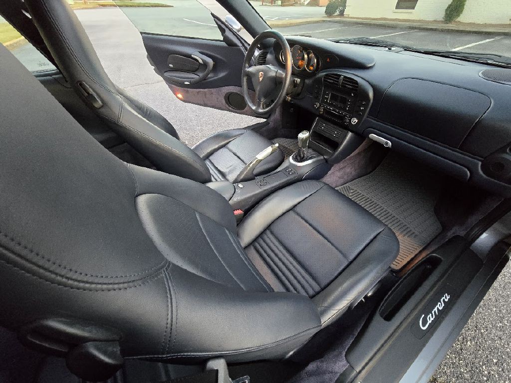 2003 Porsche 911 Image 22