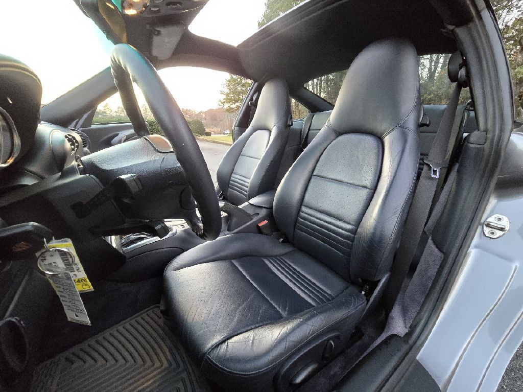 2003 Porsche 911 Image 24