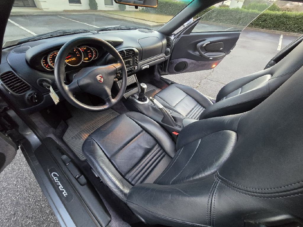2003 Porsche 911 Image 26