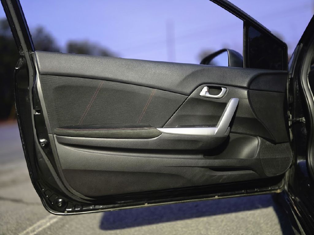 2015 Honda Civic Image 28